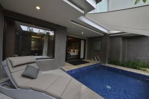 Pool Suite