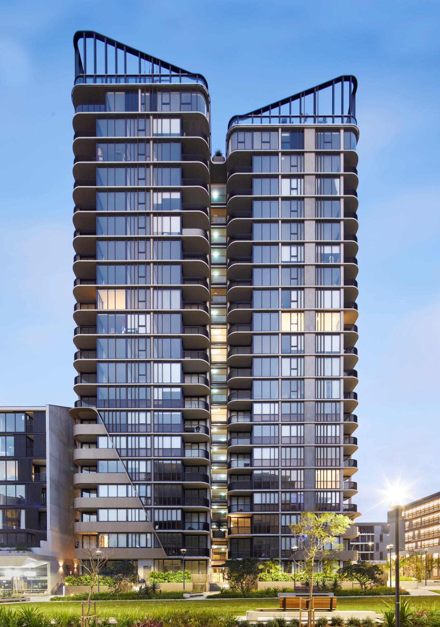 Deretan Penghargaan Waterfall by Crown Group