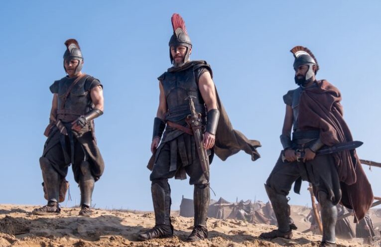 Christopher Nolan Mengarungi Badai Sinematik IMAX dalam The Odyssey