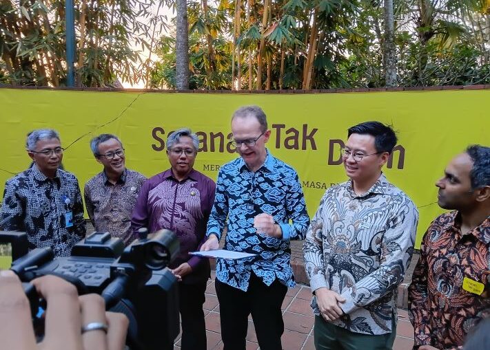 Gugat Risiko Sesar Lembang, "Setanah, Tak Diam" Resmi Dibuka di Selasar Sunaryo
