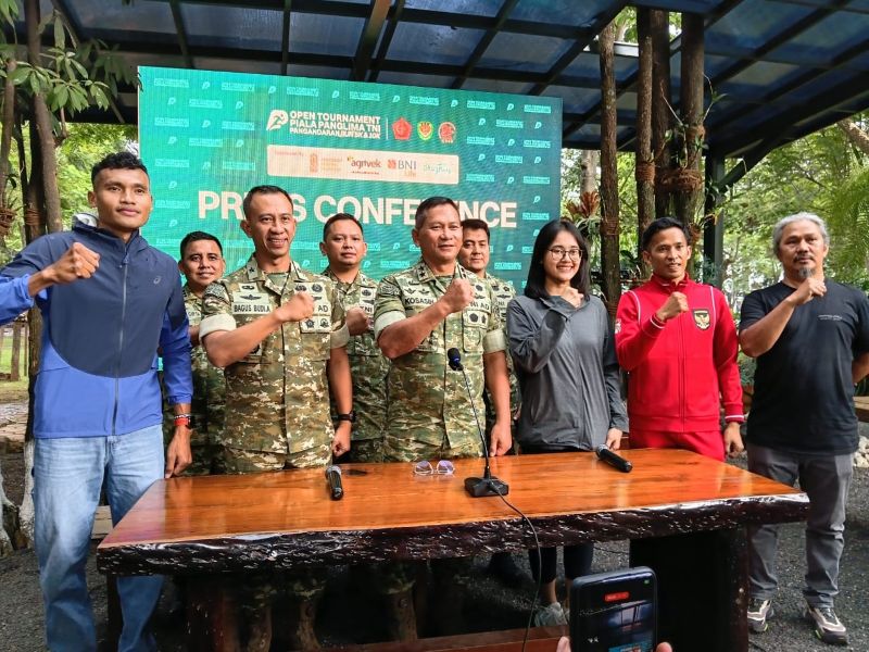 Event seru menyambut HUT TNI ke 81 dijadwalkan berlangsungnya PangandaRun 5K & 10K pada Minggu, 11 Oktober 2026, berpusat di Alun-Alun Paamprokan, Kabupaten Pangandaran, Jawa Barat.