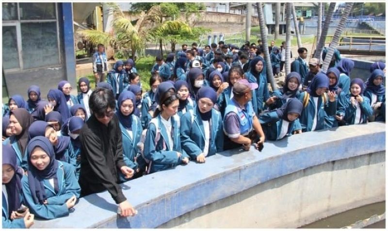 Mahasiswa Sanitasi Lingkungan Poltekkes Bandung Tinjau Pengelolaan Limbah PT MCAB